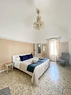 TD Casa Altomare w Terrace Over Historic Center