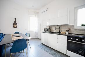Poerio 98 Luxury Apartment