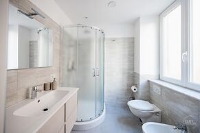 Poerio 98 Luxury Apartment