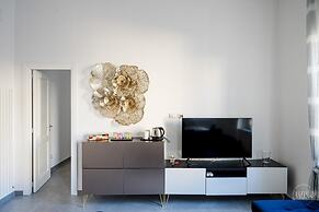 Poerio 98 Luxury Apartment