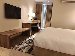 Udman by Ferns N Petals Gurugram