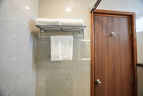 Udman by Ferns N Petals Gurugram