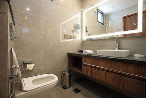 Udman by Ferns N Petals Gurugram