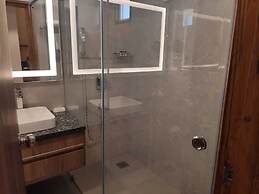 Udman by Ferns N Petals Gurugram