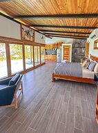 Canavida Villas & Resort