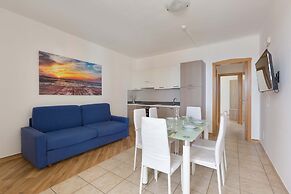 2831 Residence Solaris - Trilo Lux PP Fronte Mare by Barbarhouse