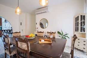 Supreme 4BR Villa With Garden & Sea View