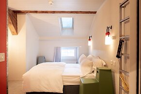 Peanut Mountain Lodge