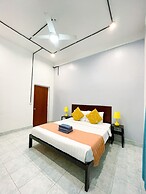 The Birdcage Boutique