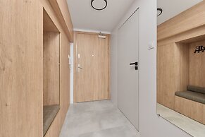 Studio Zarembowicza Airport by Renters