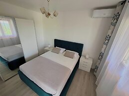 Holiday Home Mary with Pool