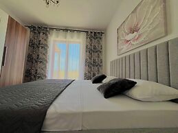 Holiday Home Mary with Pool