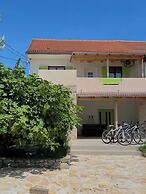 Holiday Home Mary with Pool