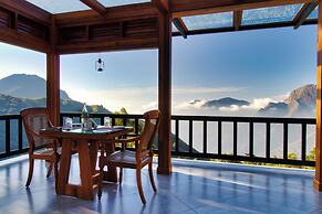 Chandys Drizzle Drops Munnar Top Station