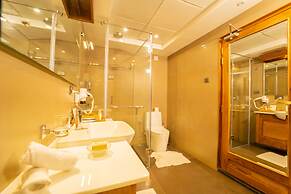 Chandys Drizzle Drops Munnar Top Station