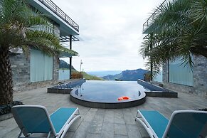 Chandys Drizzle Drops Munnar Top Station