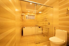 Chandys Drizzle Drops Munnar Top Station