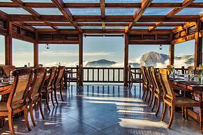 Chandys Drizzle Drops Munnar Top Station