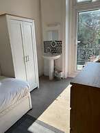 OYO The Lodge Bournemouth