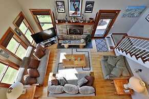 Cortina Mountain Chalet - Outdoor Hot Tub - Close To Pico And Killingt