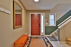 The Tanglewood Lodge: Amazing Ski Home For Groups. Hot Tub. Close To K