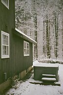 Forest Mountain Escape: Beautiful Mountaintop Escape In Mendon, Vt. 20