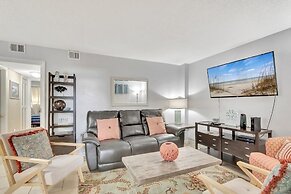 Snow Lion On The Beach 2 Bedroom Villa by RedAwning