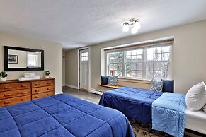 The Killington Bigelow Chalet: Large Ski Home. 8 Br/4.5 Ba/16 People. 