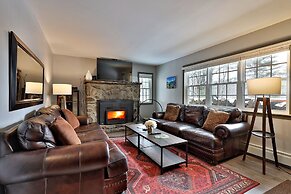 The Killington Bigelow Chalet: Large Ski Home. 8 Br/4.5 Ba/16 People. 