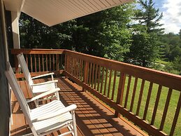 The Killington Bigelow Chalet: Large Ski Home. 8 Br/4.5 Ba/16 People. 