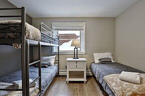 Tanglewood Vista At Killington: Great Group Ski Home Close To Mountain