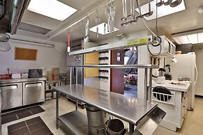 Rent An Inn! Takeover The Birch Ridge W/ Your Group. Mountain Lodge: 1