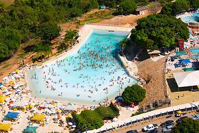 diRoma Resort com um dia no Acqua Park