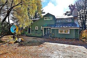 The Green House: Killington's Most Unique Ski Home 4 Bedroom Home