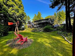 The Green House: Killington's Most Unique Ski Home 4 Bedroom Home