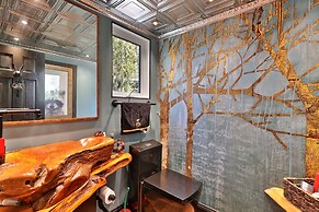 The Green House: Killington's Most Unique Ski Home 4 Bedroom Home