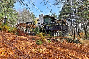 The Green House: Killington's Most Unique Ski Home 4 Bedroom Home