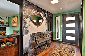 The Green House: Killington's Most Unique Ski Home 4 Bedroom Home