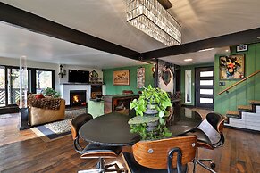 The Green House: Killington's Most Unique Ski Home 4 Bedroom Home