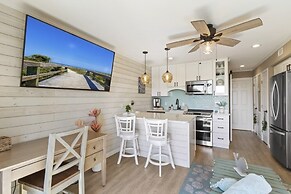 Little Cottage By The Sea 1 Bedroom Villa by RedAwning