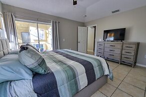 Robert's Classy Southern Dunes Holiday Home 4 Bedroom Villa by Redawni