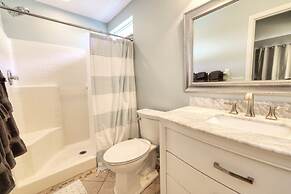 Robert's Classy Southern Dunes Holiday Home 4 Bedroom Villa by Redawni