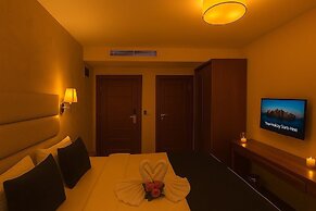 Istanbul Midpoint Hotel