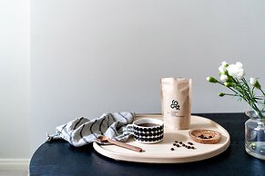 Peaceful courtyard studio in Katajanokka