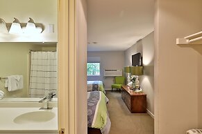 Killington Center Inn & Suites by Killington VR - 2 Bedrooms