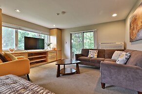 Killington Center Inn & Suites by Killington VR - 2 Bedrooms