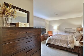 Killington Center Inn & Suites by Killington VR - 2 Bedrooms