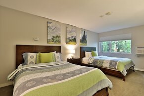 Killington Center Inn & Suites by Killington VR - 2 Bedrooms