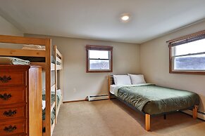 The Chalet On West Park: Ski Chalet For Families, Close To Resort 5 Be