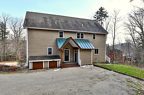 The Queens Croft V2 - Luxury Killington Ski Home. Newer. Better. Ski-i